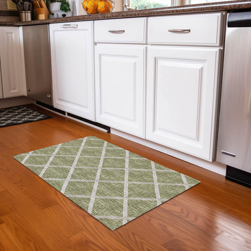 Indoor/Outdoor York YO1 Aloe Machine Washable 1'8" x 2'6" Rug