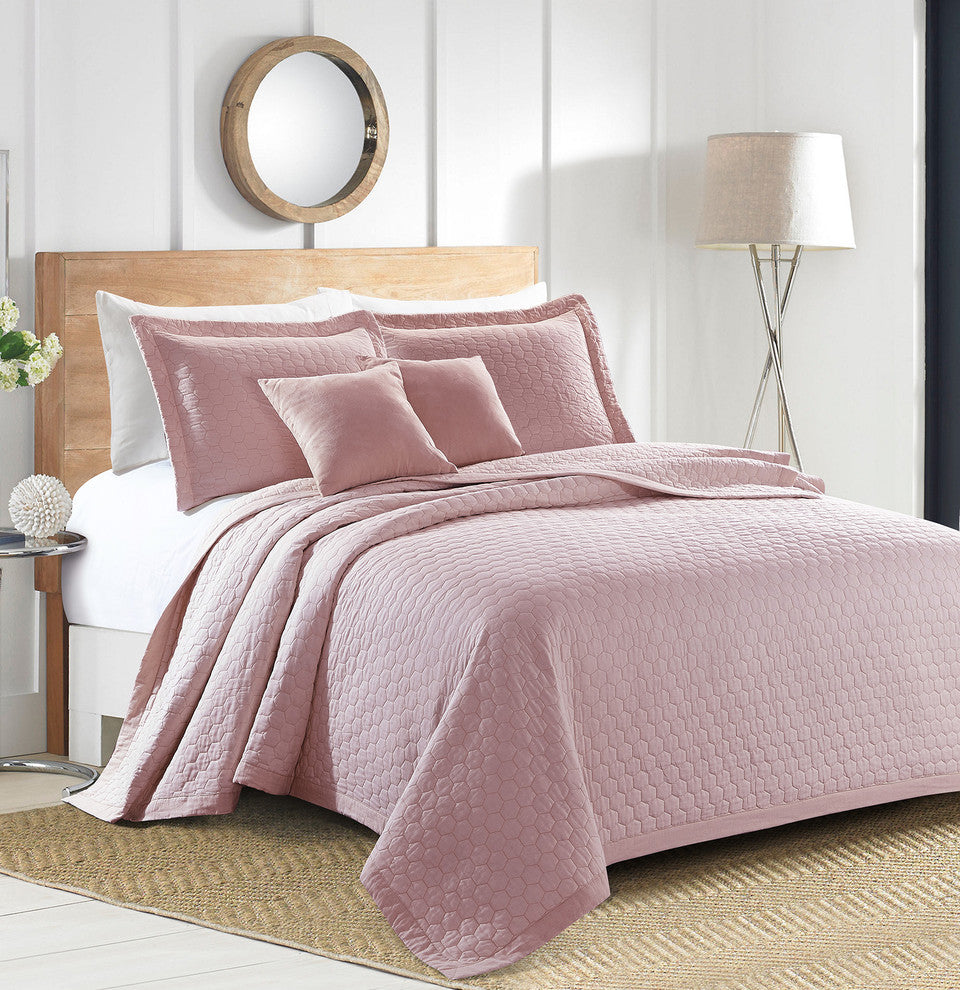 Sherry Kline Rombo Embroidered 3-piece Quilt Set, Pink, Queen