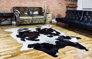 Natural Kobe Cowhide Rug, 6'x7' Tri-Color
