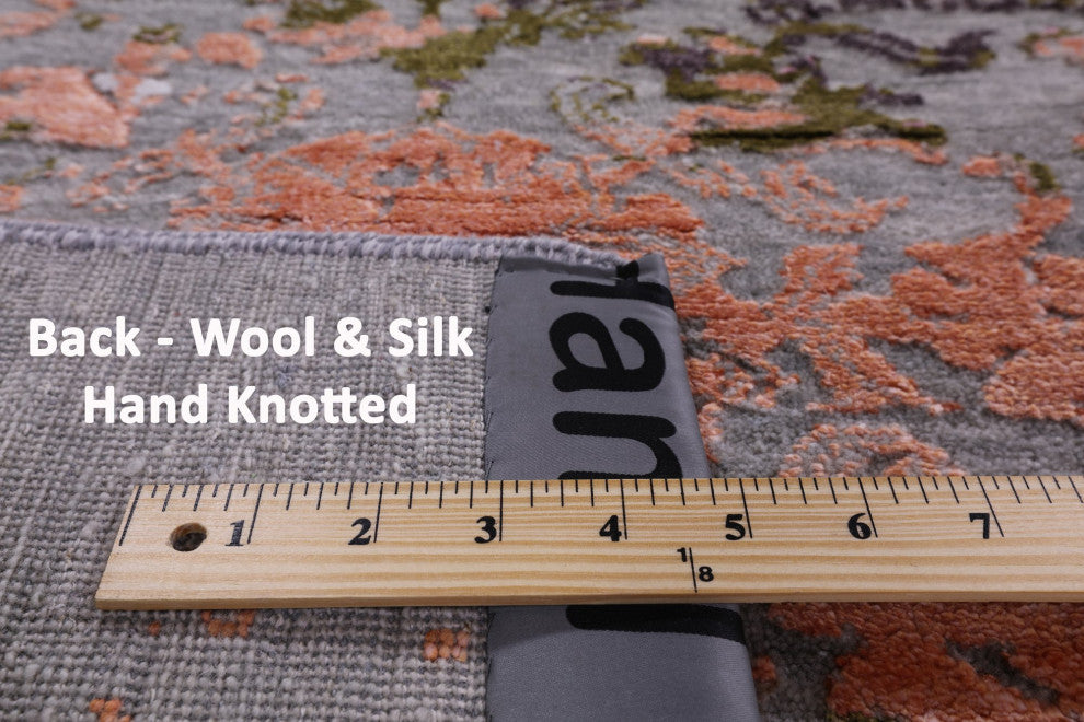 7' 11" X 10' 4" Modern Handmade Wool and Silk Rug Q7039