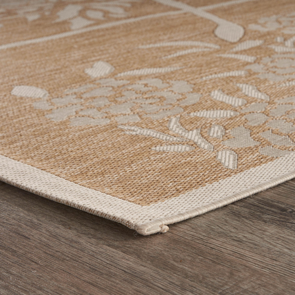 Natural Flamingo Indoor/Outdoor Rug, 7'9"x9'9"