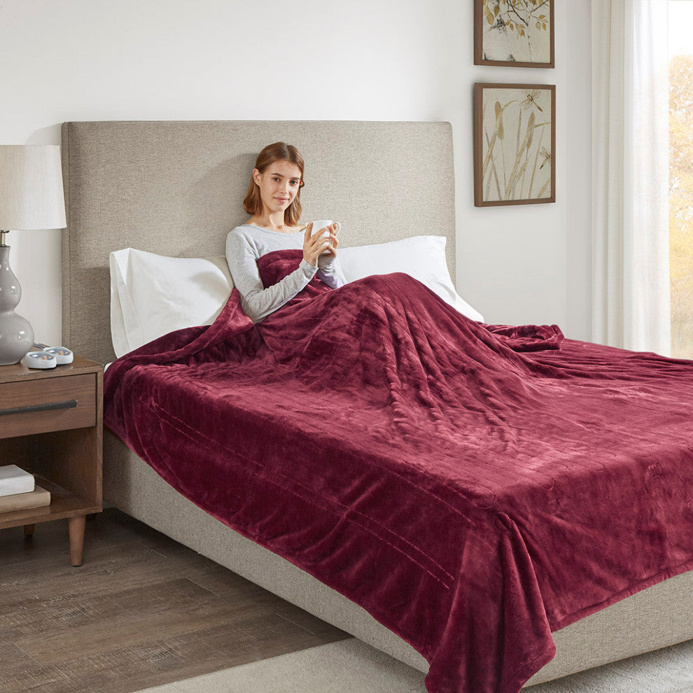 Beautyrest Heated Plush Blanket, Red