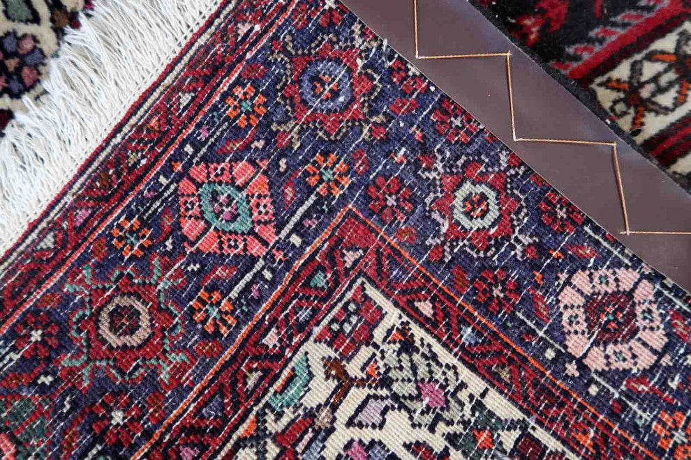 Handmade Vintage Persian Bidjar Rug 3.2'x4.8', 98cmx148cm 1970s