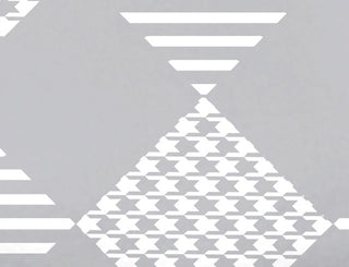 Check It Twice Decorative Holiday Geometric Print Bath Towel, Gray