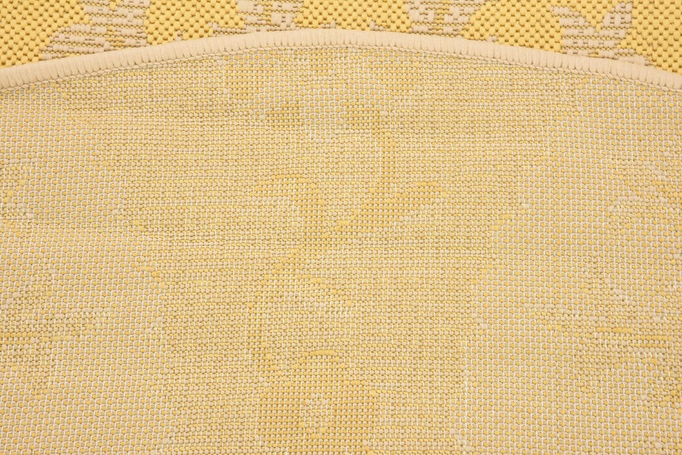 Unique Loom Yellow Medallion Outdoor 6' Round Rug