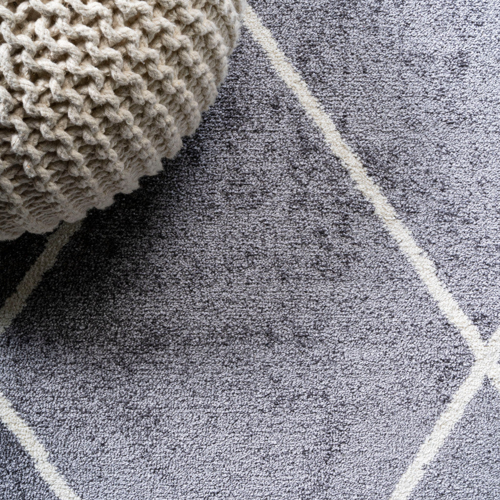 Cole Minimalist Diamond Trellis Gray/White 5' Round Area Rug