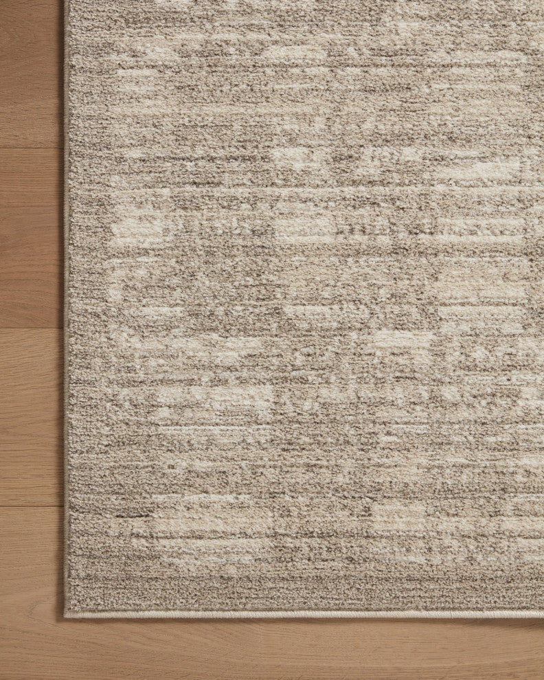 Loloi II Darby Pebble / Sand 5'-3" x 7'-6" Area Rug