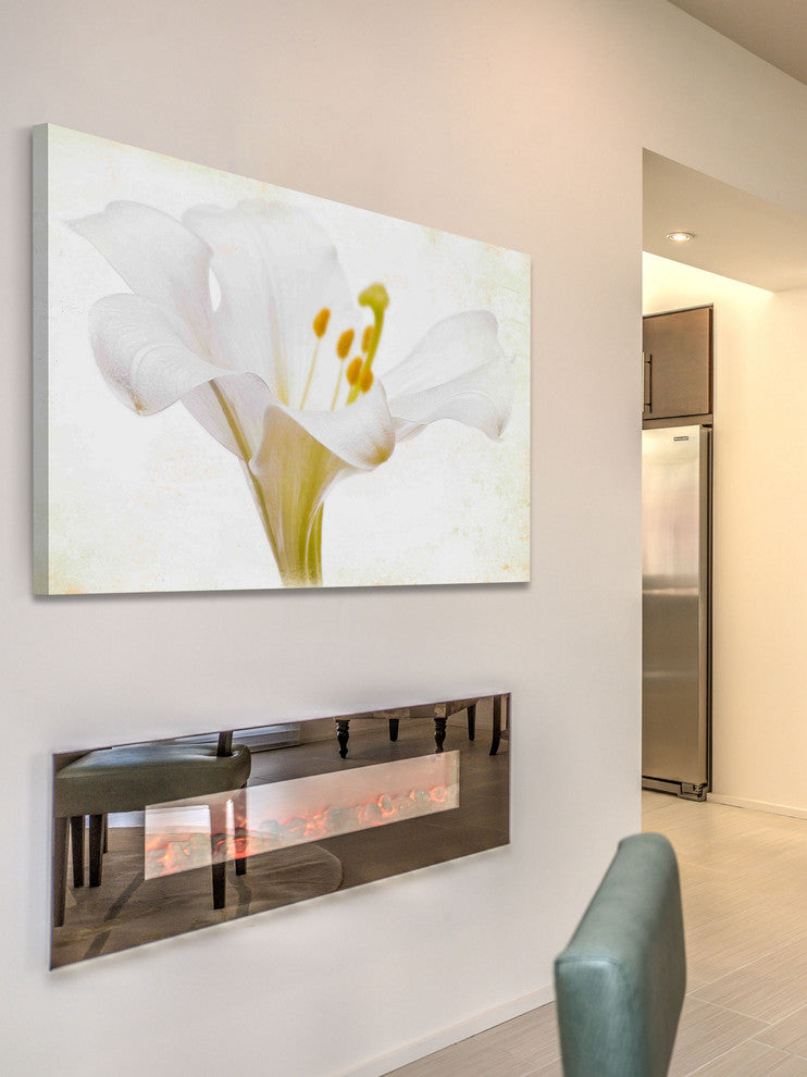 "Casablance White" Painting Print on Canvas by Aryai