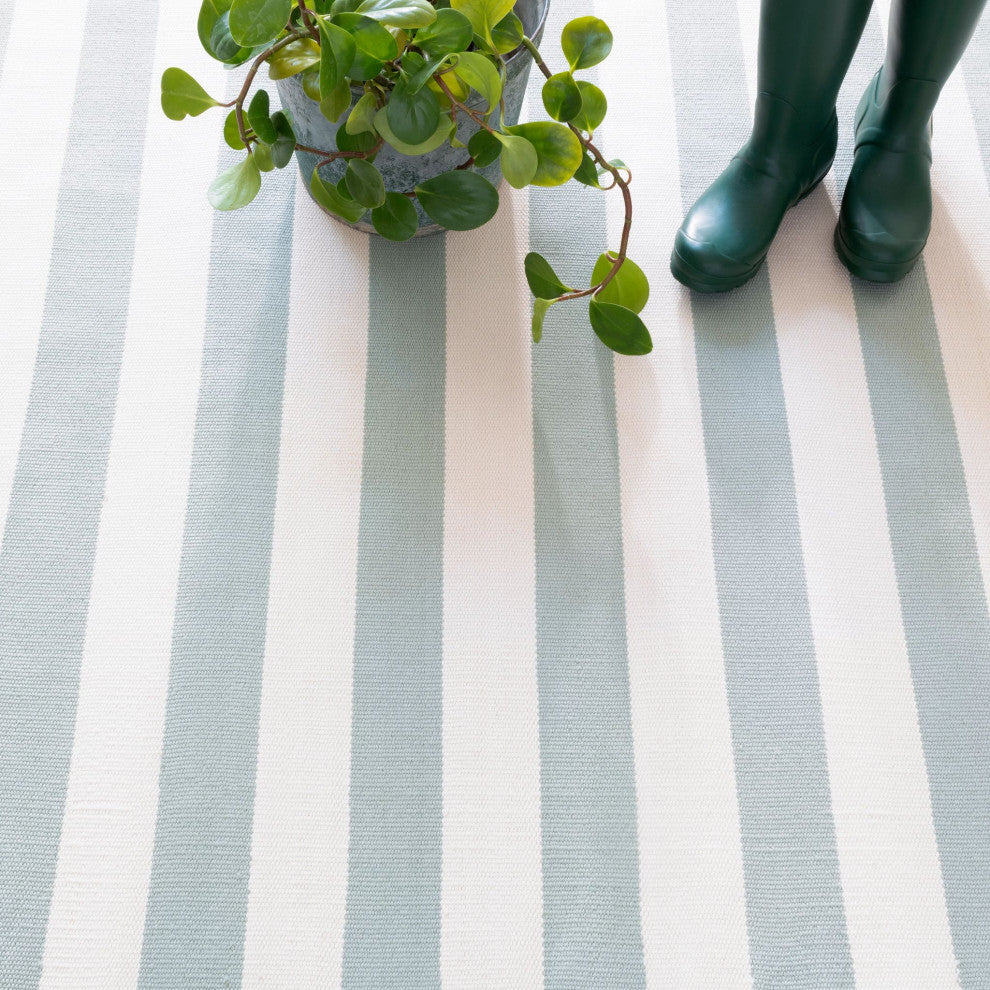 Dash & Albert Catamaran Stripe Light Blue/Ivory Indoor/Outdoor Rug, 5' x 8'