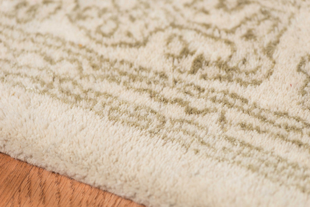 5" X8" X 0.5" Ivory White Wool Area Rug
