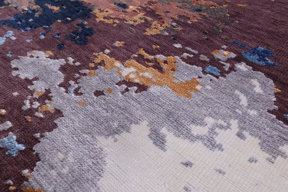3' 11" X 6' 0" Abstract Wool and Silk Hand Knotted Rug Q6170