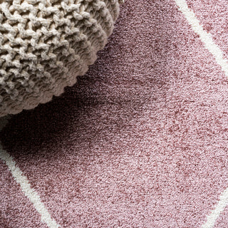 Cole Minimalist Diamond Trellis Rose/White 2'x8' Runner Rug