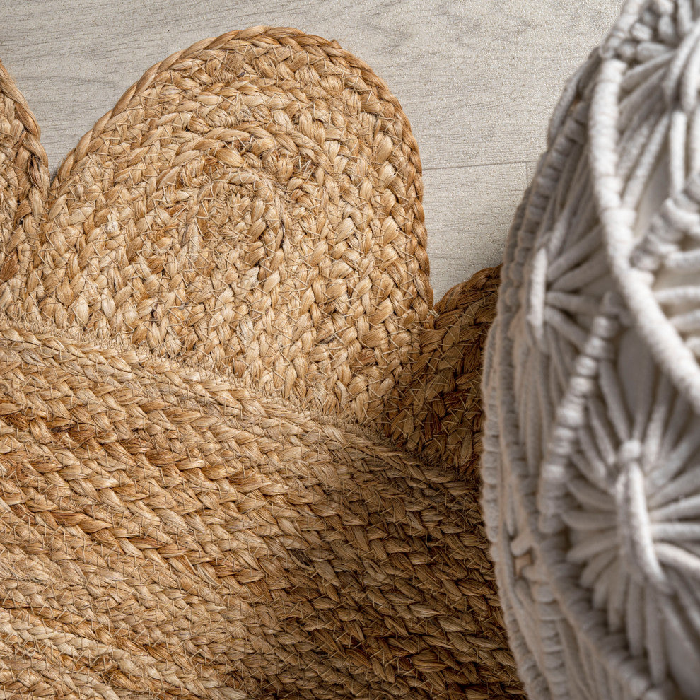 Petal Boho Jute Scalloped Circle Natural Round Area Rug, 6' Round
