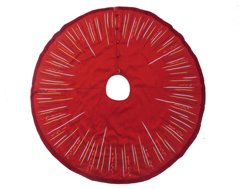 Red Starburst Tree Skirt, 60"