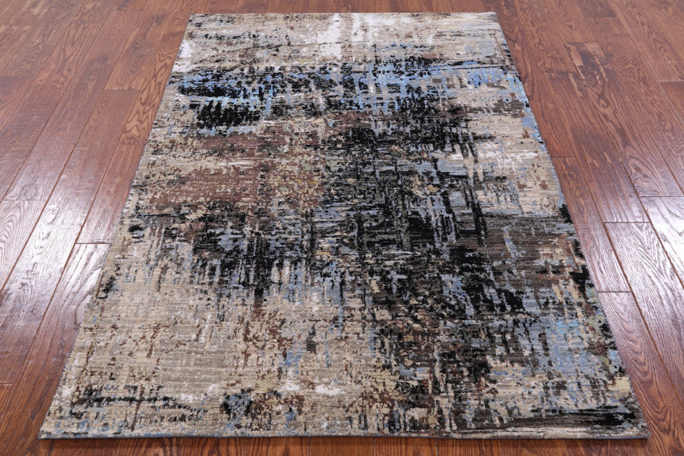 4' 1" X 6' 2" Wool and Silk Handmade Abstract Rug Q8895