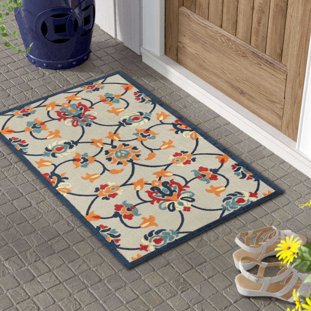 Floral Damask High-Low Indoor Outdoor Area Rug - 2' x 3'