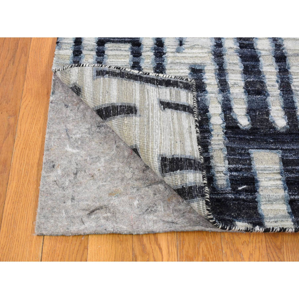 Black and White Zig Zag Design Pure Silk and Textured Wool Rug, 9'0" x 12'0"