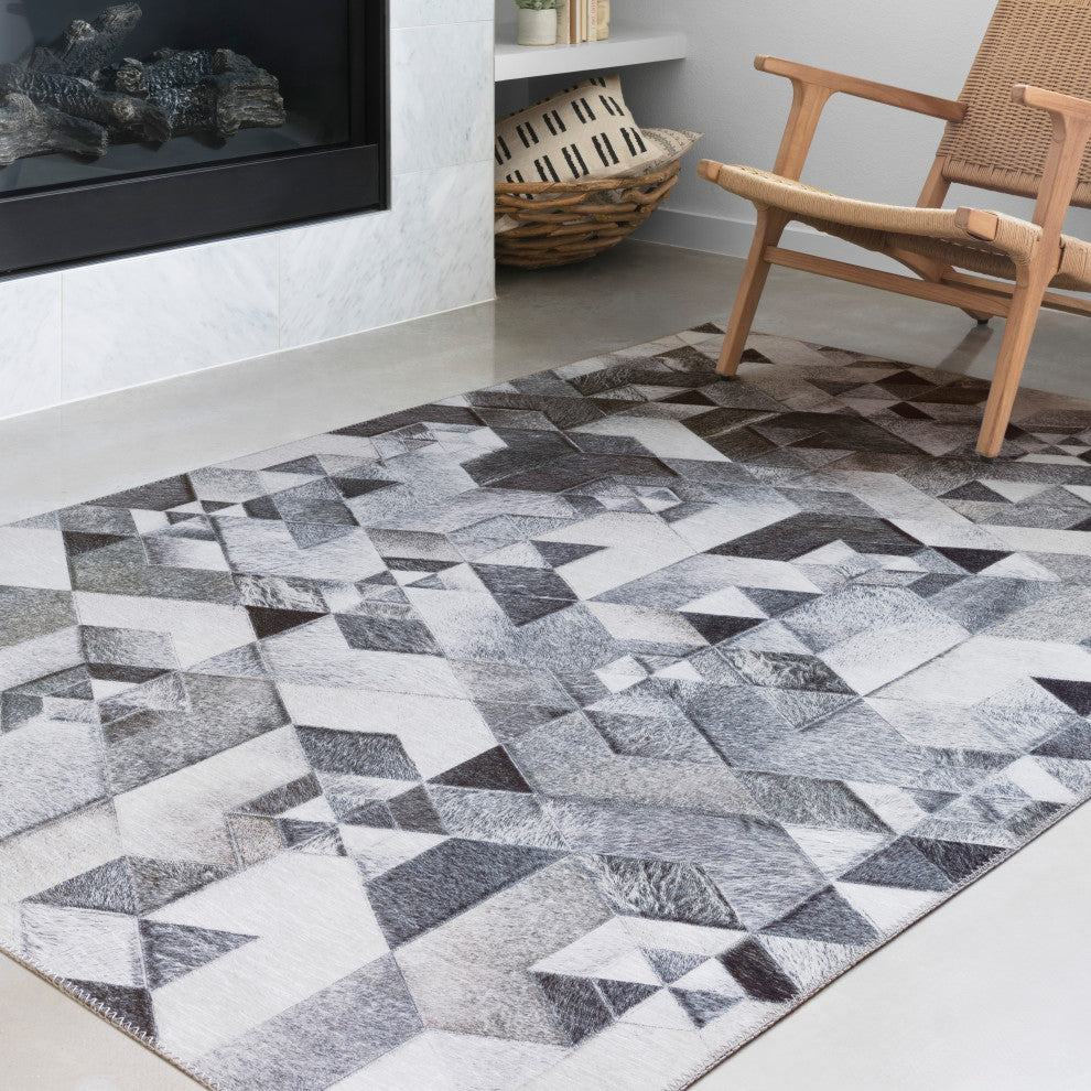 Printed Maddox Area Rug by Loloi II, Gray and Ivory, 1'6"x1'6" Sample