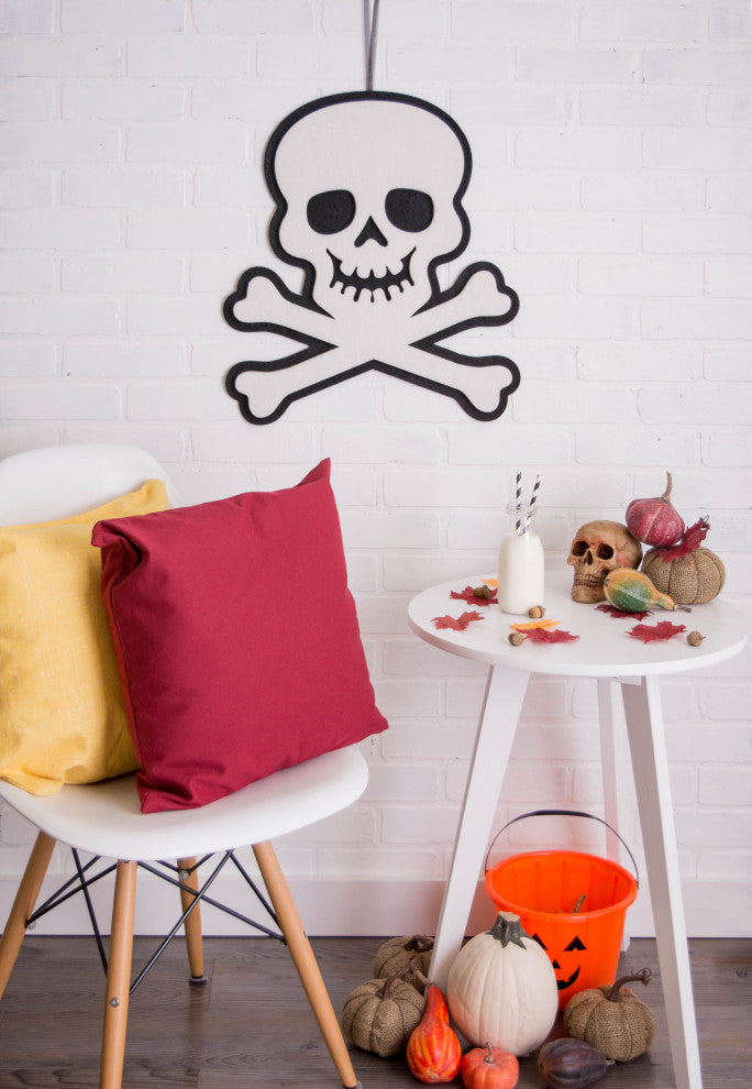 Hanging Foam Skull & Crossbones, Set of 2