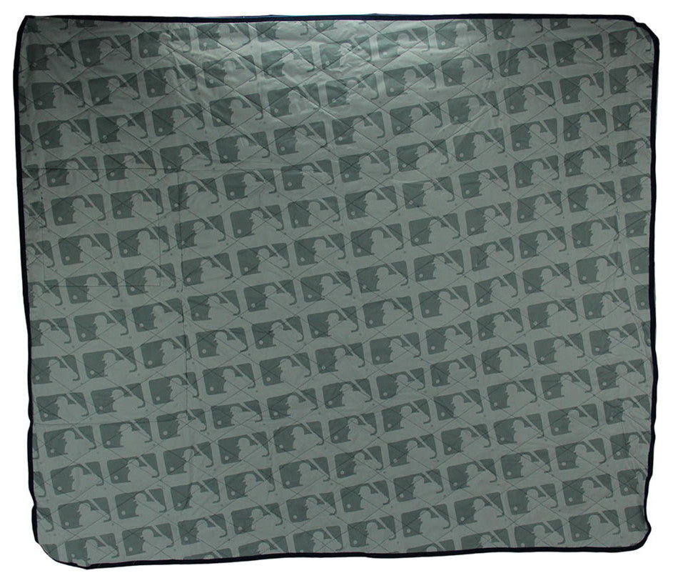Boston Red Sox Zip Up Indoor/Outdoor Throw Blanket