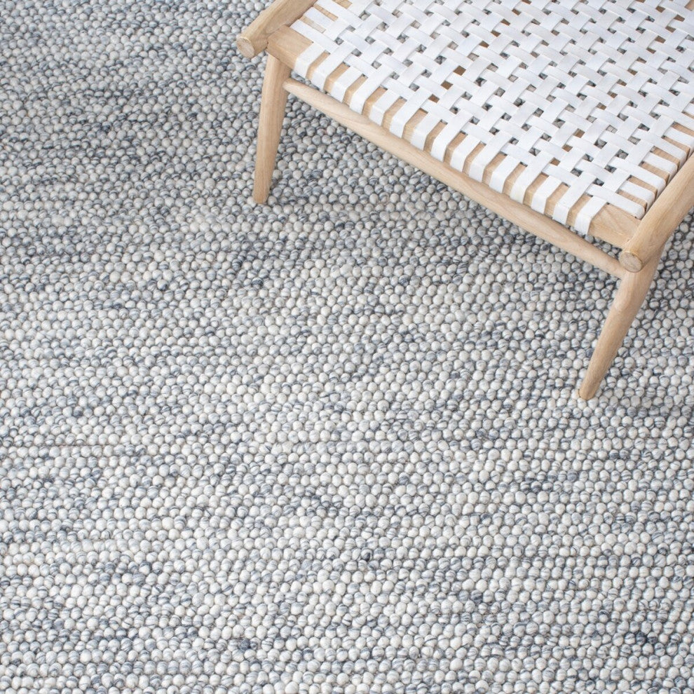 Safavieh Couture Natura NAT620 Rug, Light Grey/Ivory, 10' Round