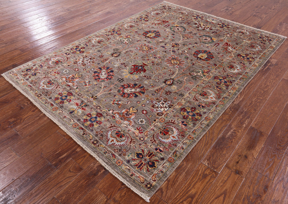 5' 8" X 7' 11" Handmade Persian Tabriz Rug Q7667
