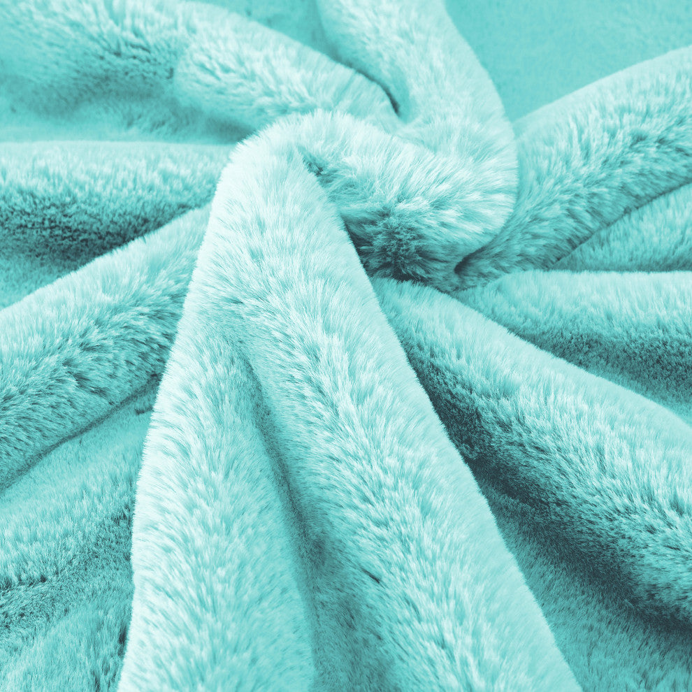 Heavy Faux Fur Throw Pillow Covers 2pcs Set, Bleached Aqua, 20''x20''