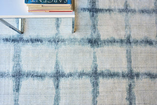 Chroma Handmade Hand Loomed Wool and Bamboo Silk Navy Area Rug