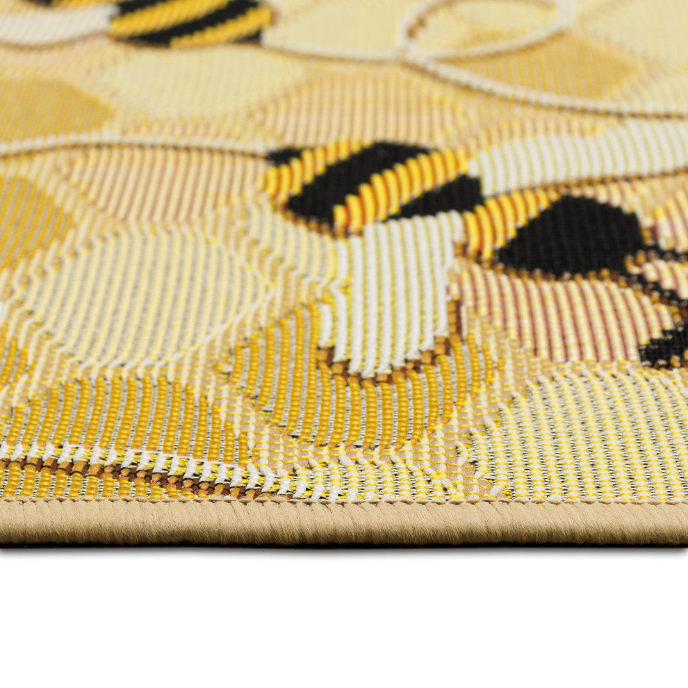 Esencia Bee Free Indoor/Outdoor Mat Honey 2'5"x3'11"
