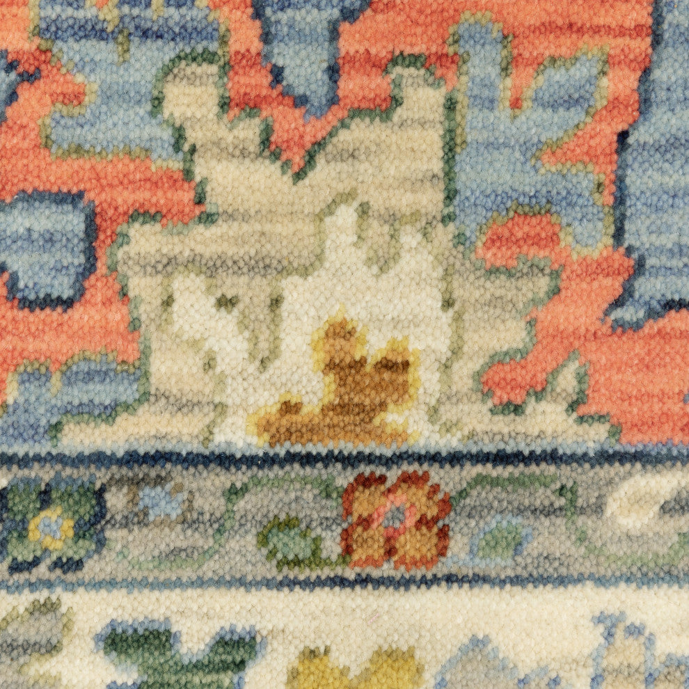 Leoness Vintage Traditional Blue/ Multi Area Rug, 5'3" x 7'6"