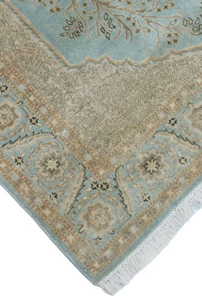 Turkish-Knotted Hammad Light Blue Rug, 4'1x5'11