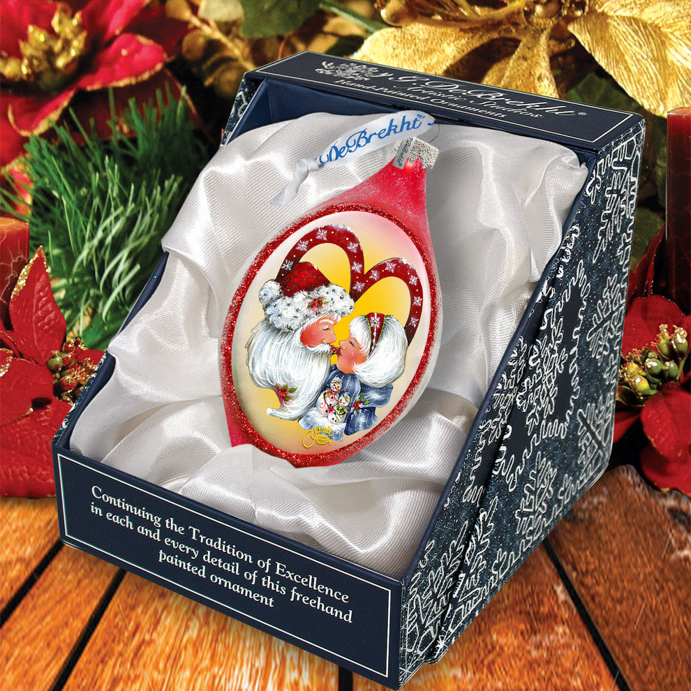 Merry Kissmas Glass Ornament