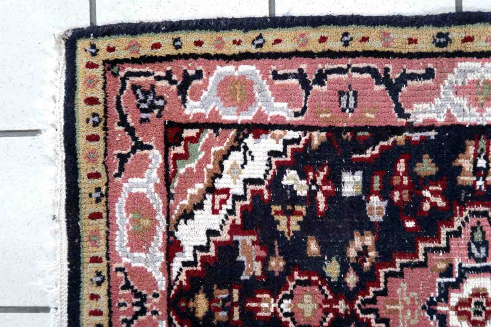 Handmade Vintage Indo-Mahal Rug 2'x2.8', 61cmx88cm 1970s