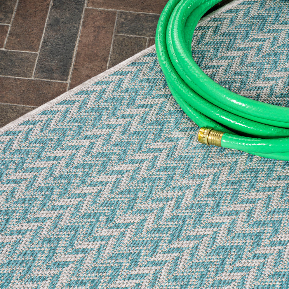 Chevron Modern Concentric Squares Indoor/Outdoor Area Rug, Aqua/Light Gray, 8x10