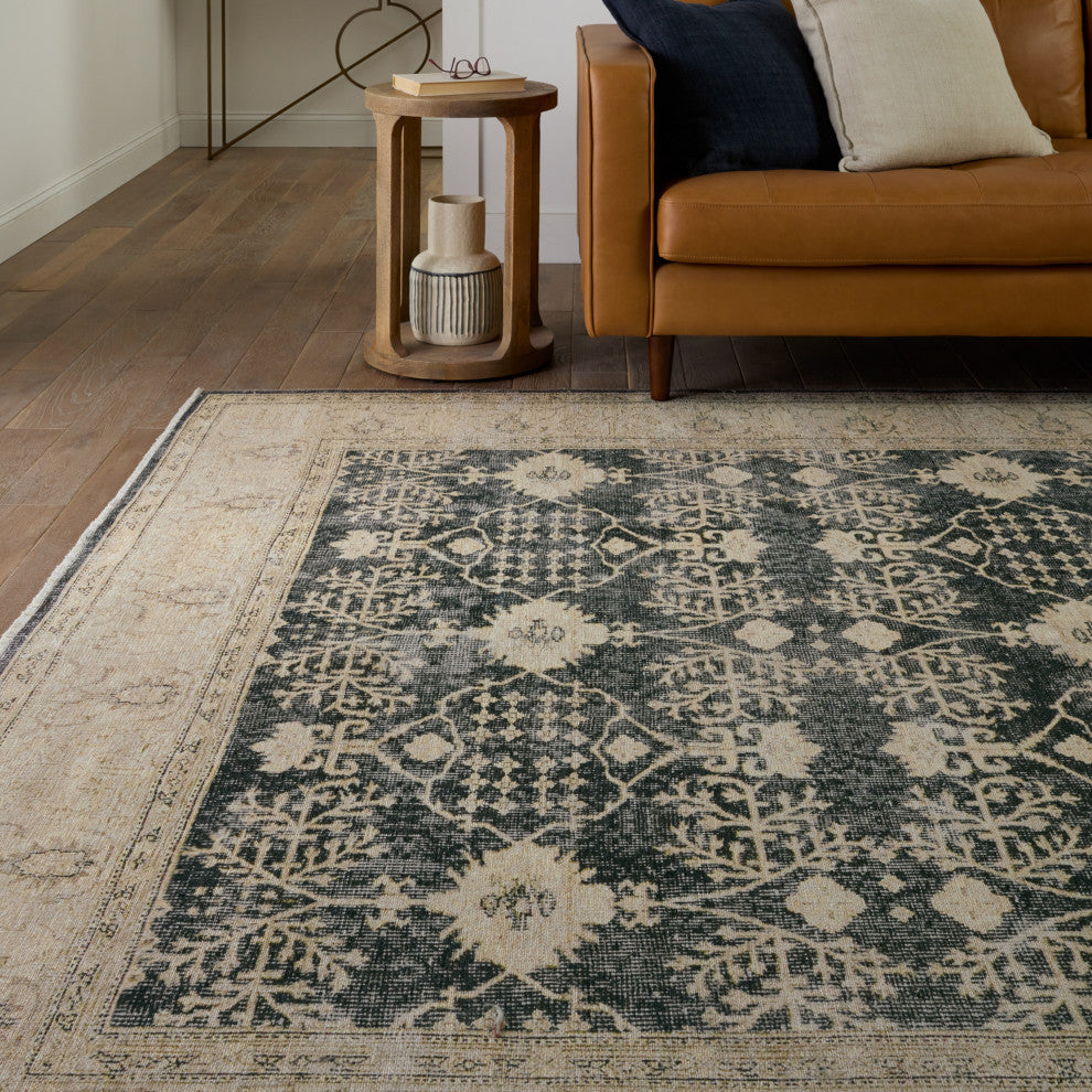 Jaipur Living Pia Medallion Navy/ Cream Area Rug 4'X6'