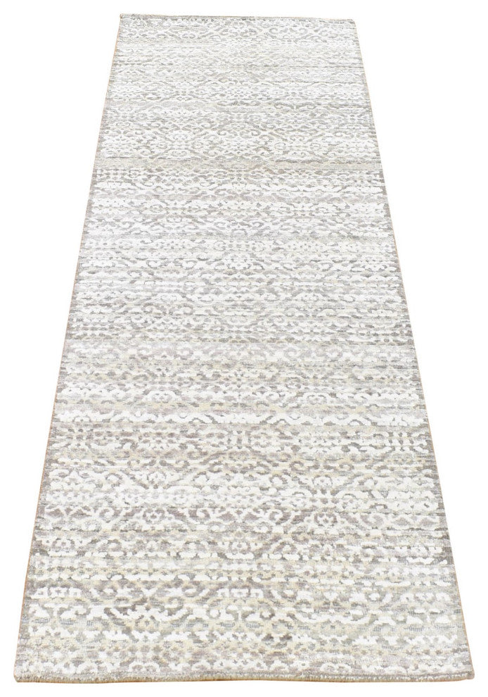Ivory Modern Arabesque Design Hand Knotted Wool and Silk Runner Rug, 2'8"x8'2"