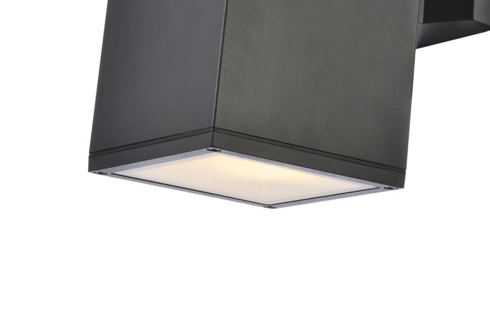 Trendy Fare Outdoor Wall Sconce (Black)