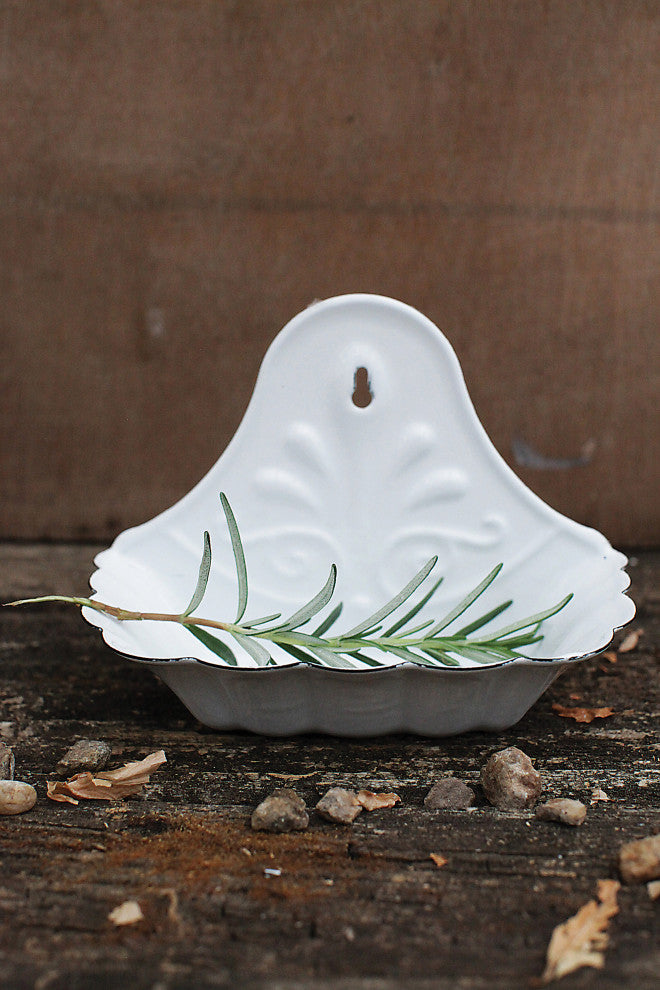 White Enameled Metal Soap Dish, Hangs or Sits