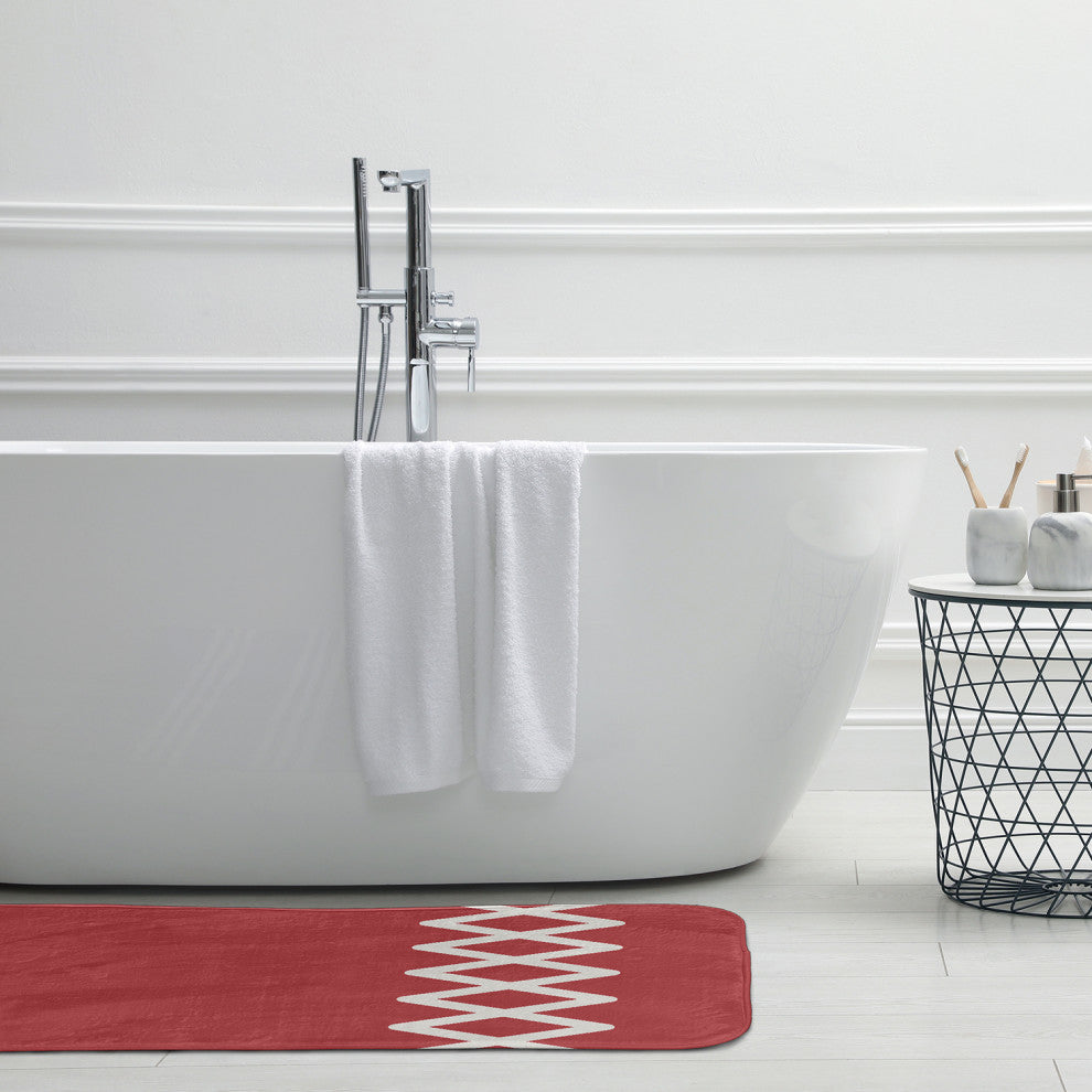 24" x 17" Zipper Stripe Bathmat, Ligonberry Red