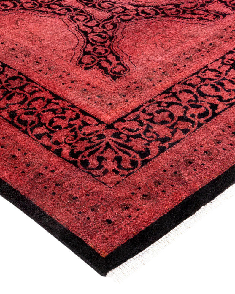 Fine Vibrance, One-of-a-Kind Hand-Knotted Area Rug Black, 6' 0 x 8' 9