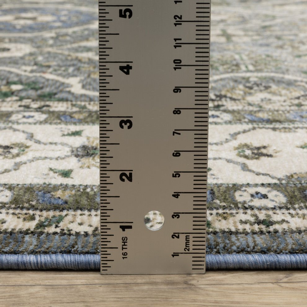 Hanford Bordered Traditional Blue/Grey Fringe Edge Rug 6'7" x 9'6"