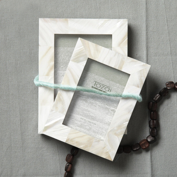 Tozai Pearly White Photo Frames in Gift Box, 2-Piece Set