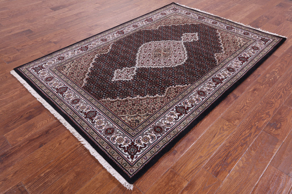 4' 10" X 7' 0" Wool and Silk Hand Knotted Persian Tabriz Rug Q8926