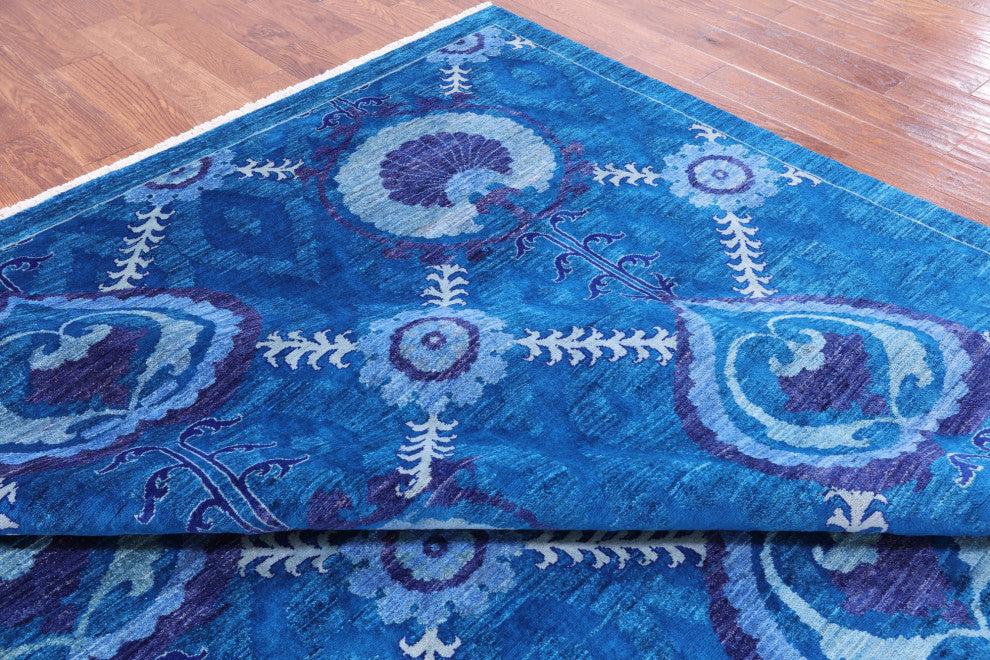 9' 0" X 11' 4" William Morris Hand Knotted Rug Q6563