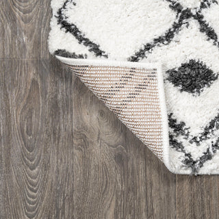 Caimari Moroccan Diamond Shag White/Black 2'x8' Runner Rug