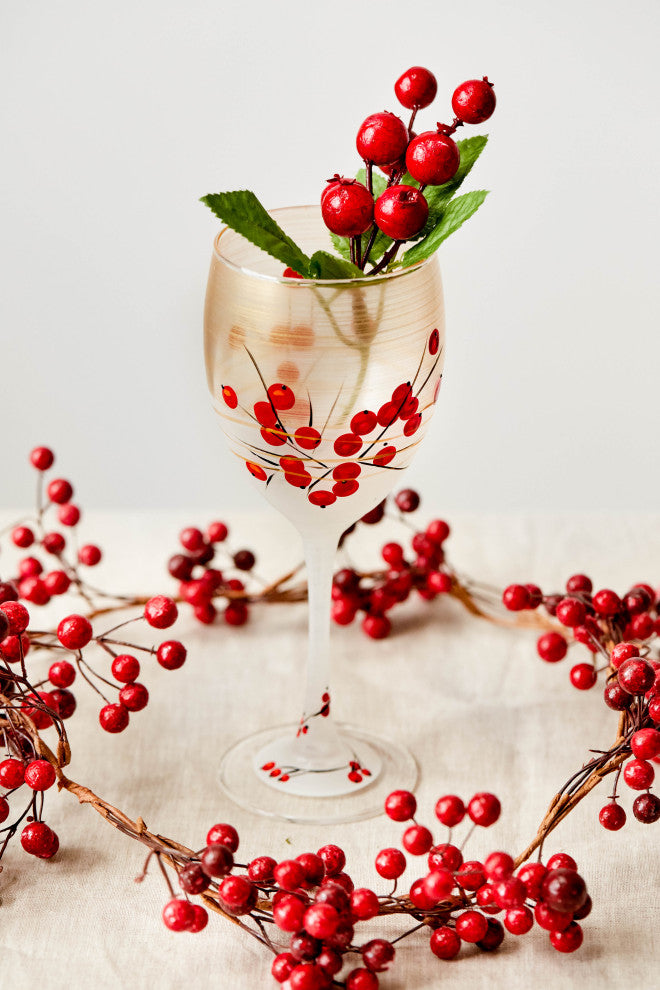Berries 'n Branches Wine Glasses, Set of 2