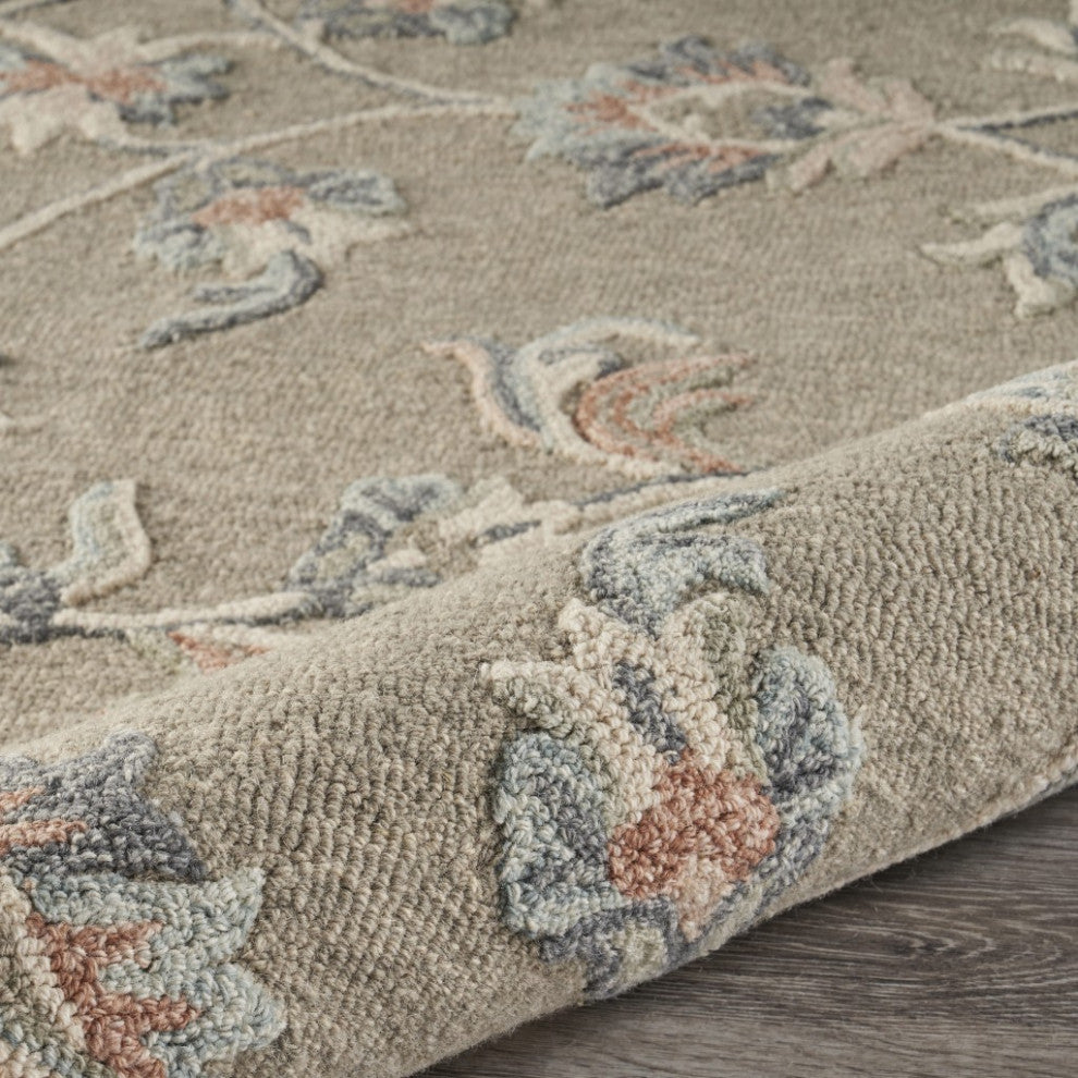 5" x 7' Sage and Cream Filigree Area Rug