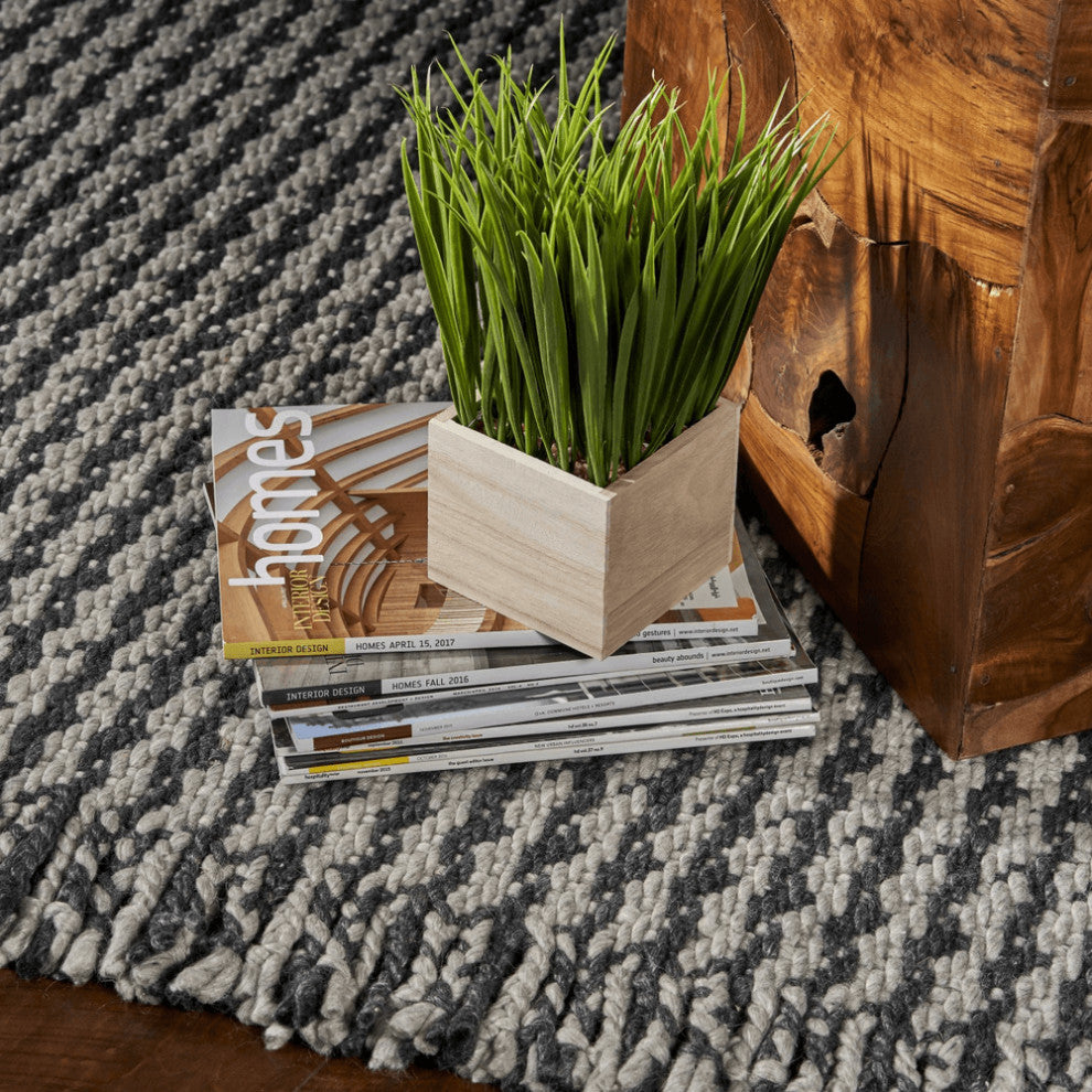 3' X 5' Gray Wool Houndstooth Hand Woven Area Rug