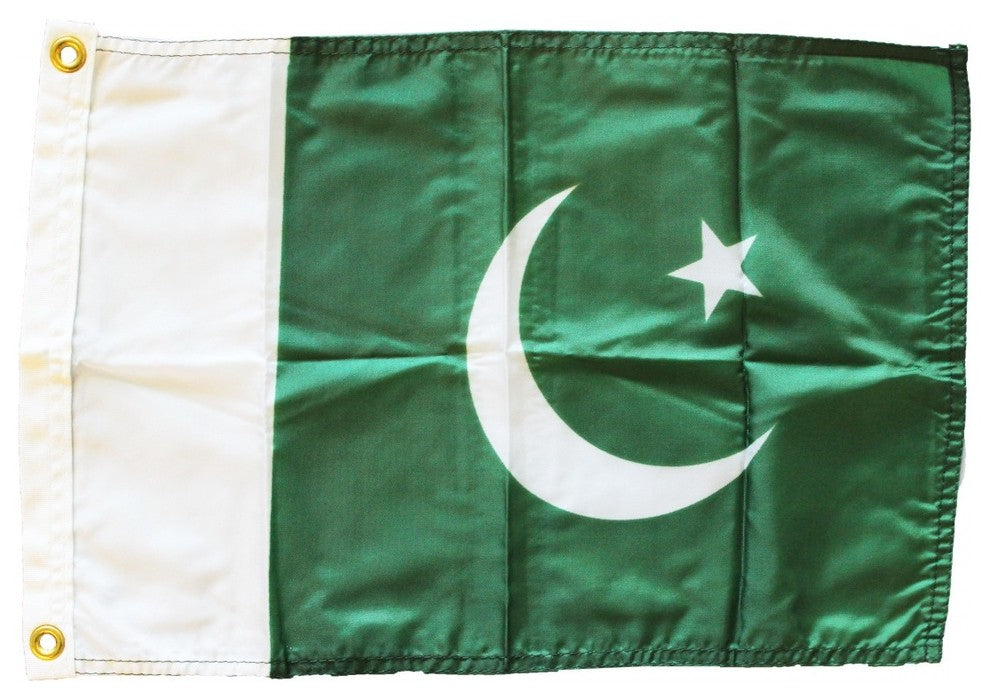 Pakistan, 12"x18" Nylon Flag