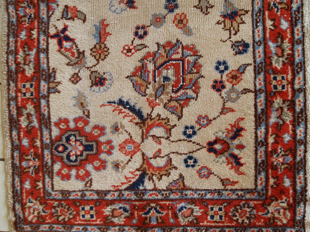 Handmade vintage Pakistani Lahore rug 2.5' x 4.6' ( 77cm x 141cm ) 1950s